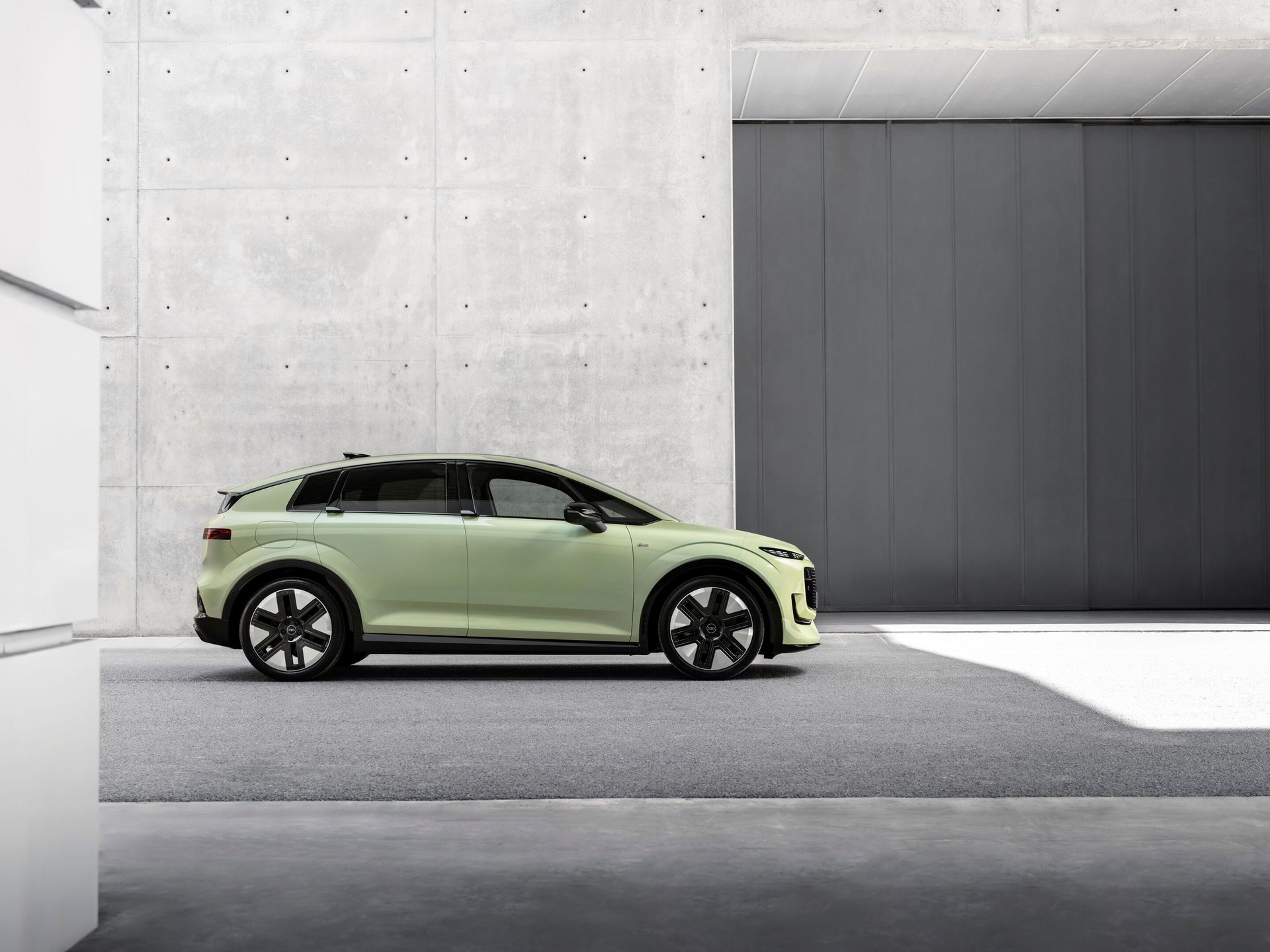 Audi A2 e-tron má české ceny: nejlevnější elektrické Audi stojí 899 900 Kč a ujede až 646 km